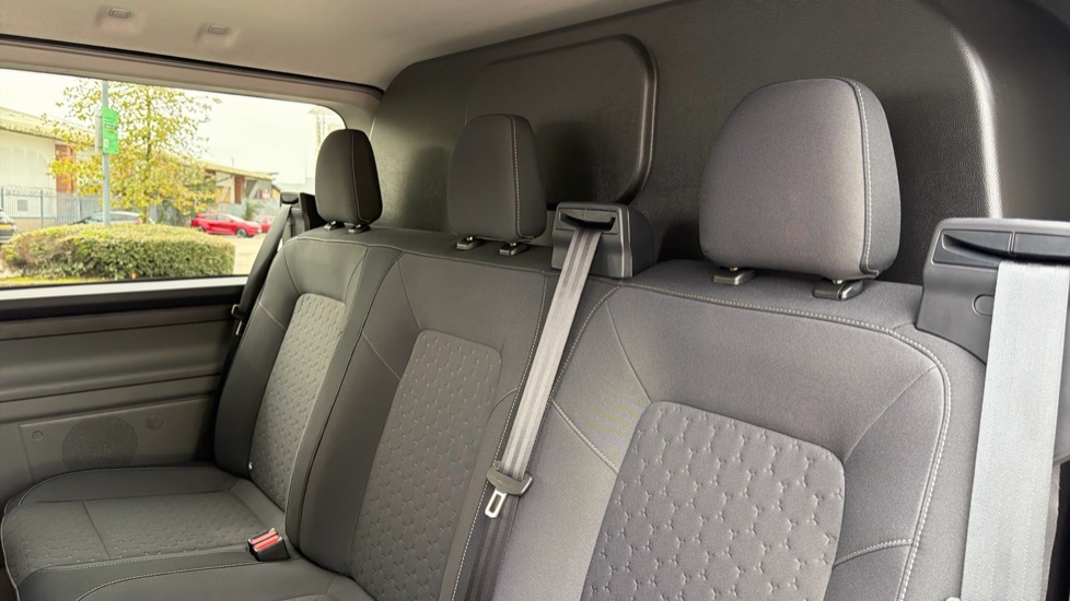 Ford Transit Custom 320 L2 Diesel Fwd 2.0 EcoBlue 170ps H1 Double Cab Van Limited Auto - Image 14