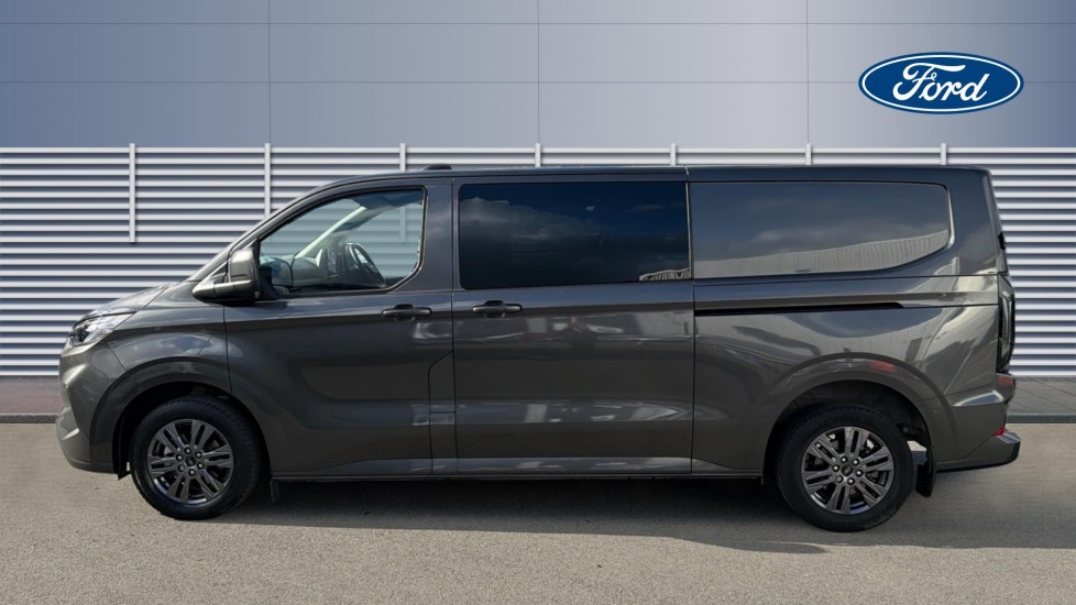 Ford Transit Custom 320 L2 Diesel Fwd 2.0 EcoBlue 170ps H1 Double Cab Van Limited Auto - Image 4