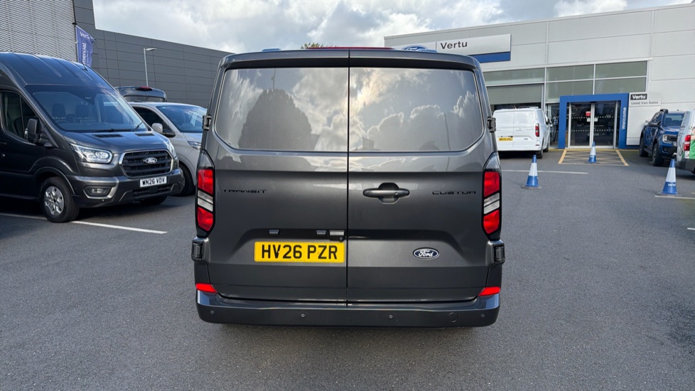 Ford Transit Custom 320 L2 Diesel Fwd 2.0 EcoBlue 170ps H1 Double Cab Van Limited Auto - Image 11
