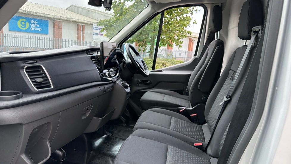 Ford Transit 350 L3 Diesel Fwd 2.0 EcoBlue 165ps H2 Limited Van Auto [Nav] - Image 13