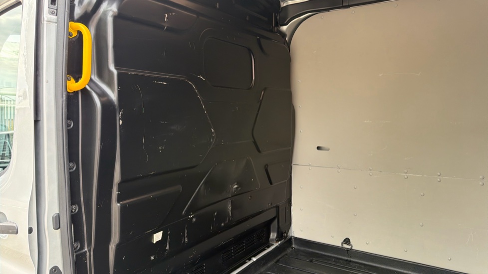 Ford Transit 350 L3 Diesel Fwd 2.0 EcoBlue 165ps H2 Limited Van Auto [Nav] - Image 17