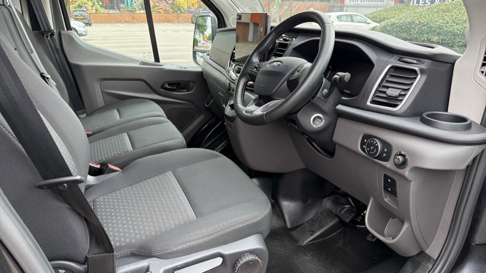 Ford Transit 350 L3 Diesel Fwd 2.0 EcoBlue 165ps H2 Limited Van Auto [Nav] - Image 4