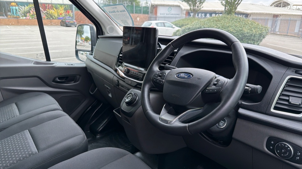 Ford Transit 350 L3 Diesel Fwd 2.0 EcoBlue 165ps H2 Limited Van Auto [Nav] - Image 5