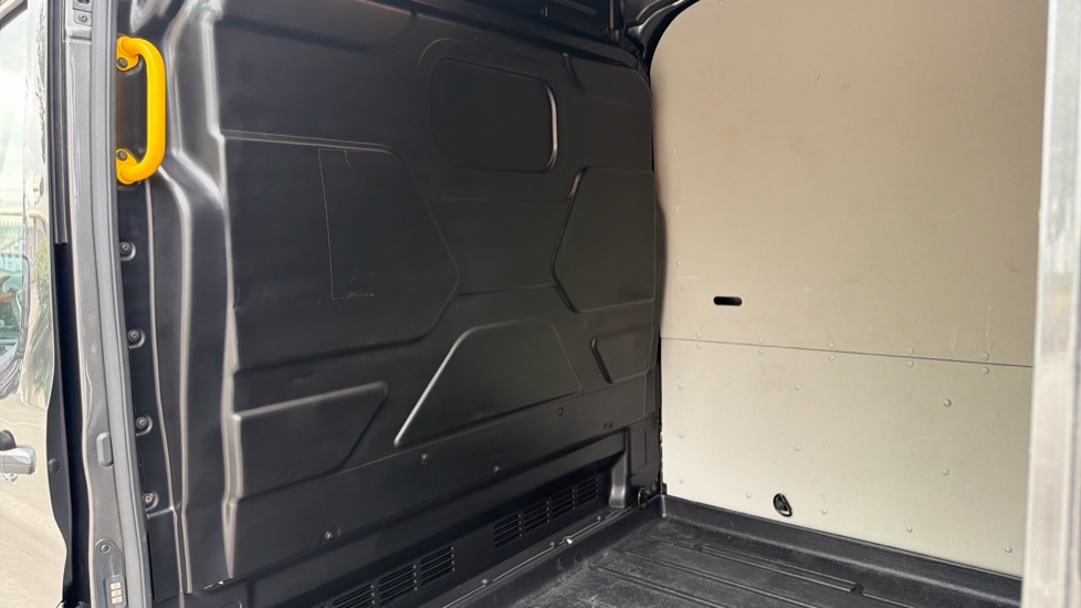 Ford Transit 350 L3 Diesel Fwd 2.0 EcoBlue 165ps H2 Limited Van Auto [Nav] - Image 21