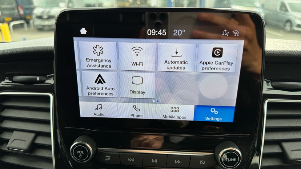 Ford Transit Custom 300 L2 Diesel Fwd 2.0 EcoBlue 130ps Low Roof Limited Van - Image 29
