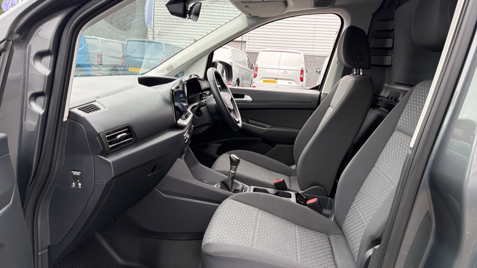 Ford Transit Connect 230 L2 Diesel 2.0 EcoBlue 102ps Limited Van - Image 18