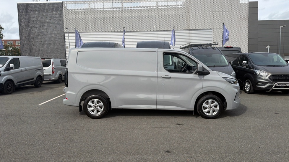 Ford Transit Custom 320 L1 Diesel Fwd 2.0 EcoBlue 136ps H1 Van Limited - Image 26