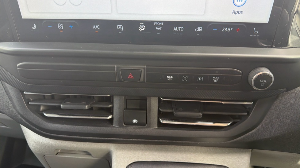 Ford Transit Custom 320 L1 Diesel Fwd 2.0 EcoBlue 136ps H1 Van Limited - Image 18