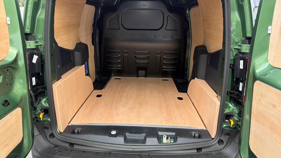 Ford Transit Courier Petrol 1.0 EcoBoost 125ps Active Van Auto - Image 31