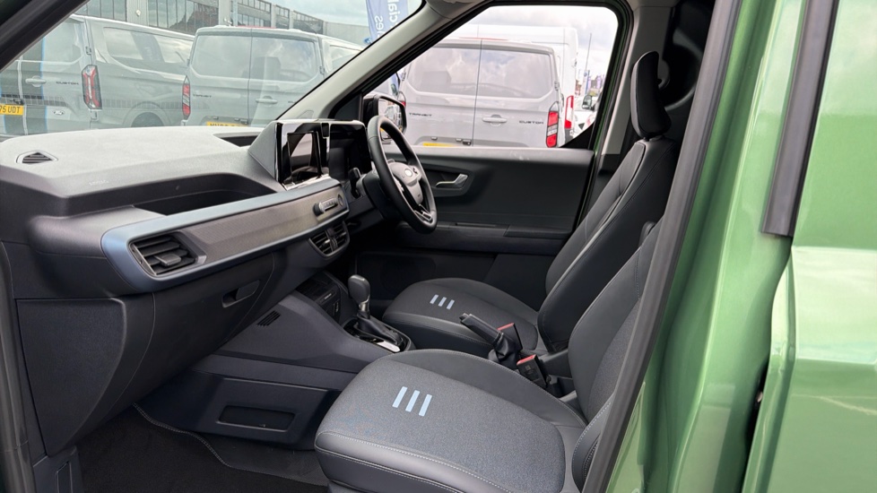 Ford Transit Courier Petrol 1.0 EcoBoost 125ps Active Van Auto - Image 21