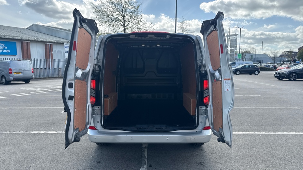 Ford Transit Custom 300 L1 Diesel Fwd 2.0 EcoBlue 136ps H1 Van Limited - Image 3