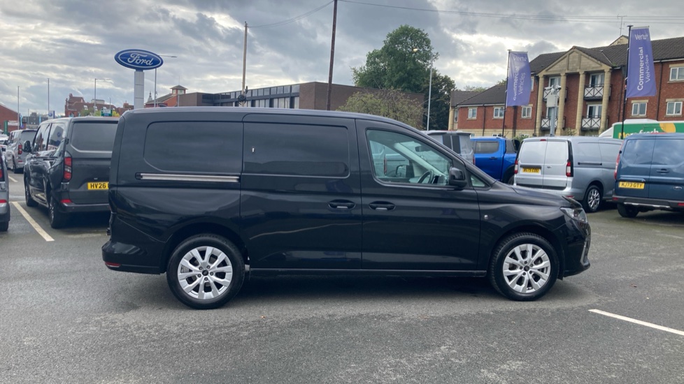 Ford Transit Connect 230 L2 Diesel 2.0 EcoBlue 102ps Limited Van - Image 27