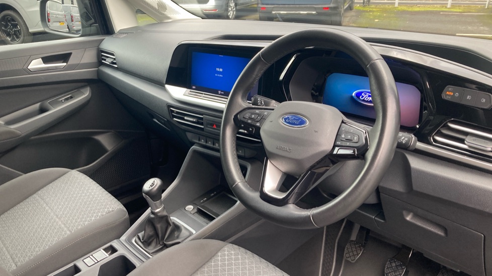Ford Transit Connect 230 L2 Diesel 2.0 EcoBlue 102ps Limited Van - Image 5