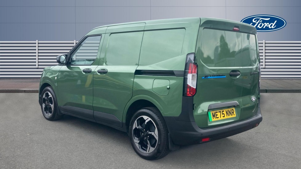 Ford Transit Courier E-Transit Courier 100kW 43kWh Trend Van Auto - Image 2