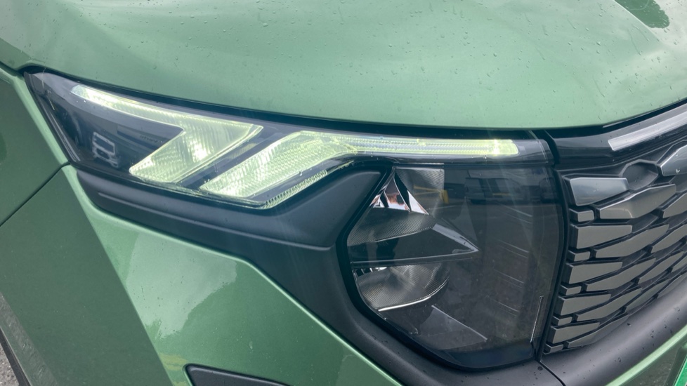 Ford Transit Courier E-Transit Courier 100kW 43kWh Trend Van Auto - Image 31