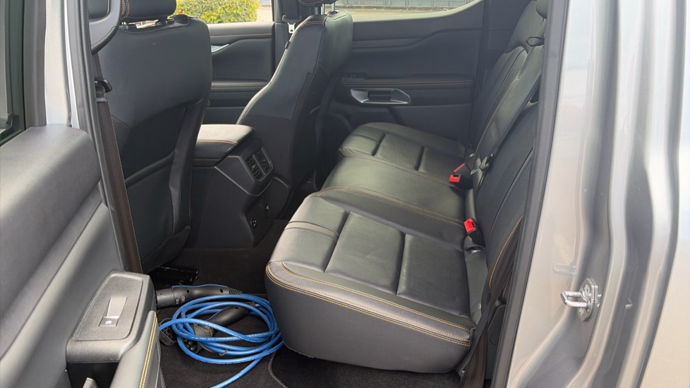 Ford Ranger Petrol Pick Up D/Cab Wildtrak 2.3 EB PHEV 281 Auto [NI] - Image 14