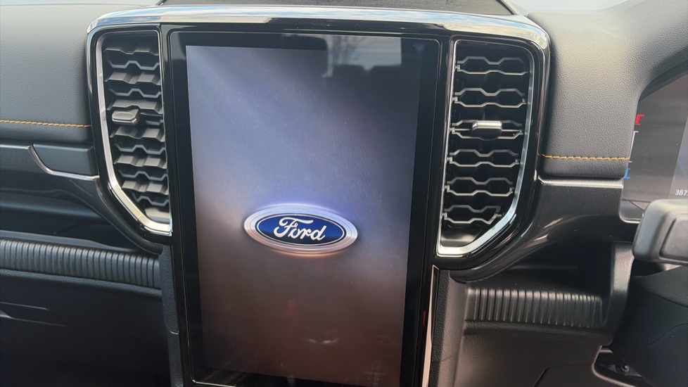 Ford Ranger Petrol Pick Up D/Cab Wildtrak 2.3 EB PHEV 281 Auto [NI] - Image 7