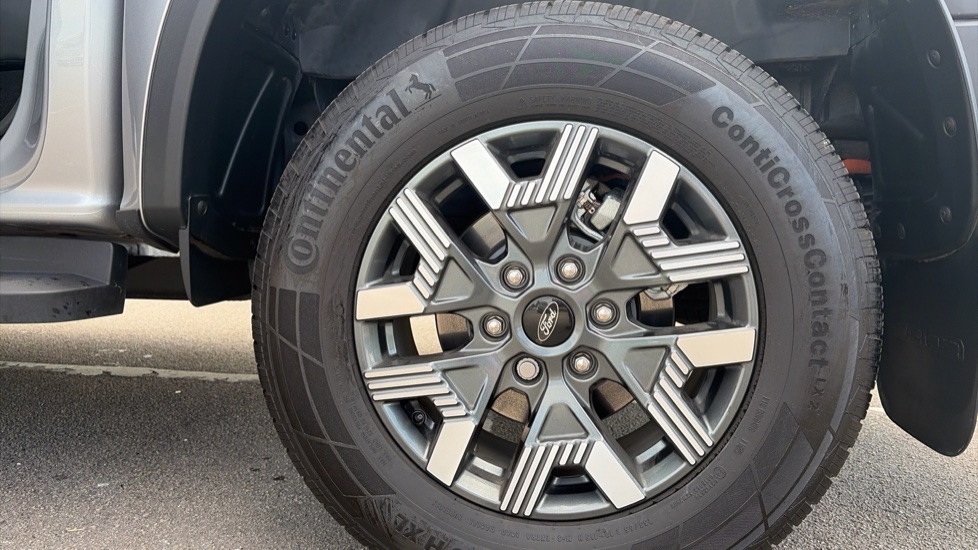 Ford Ranger Petrol Pick Up D/Cab Wildtrak 2.3 EB PHEV 281 Auto [NI] - Image 24