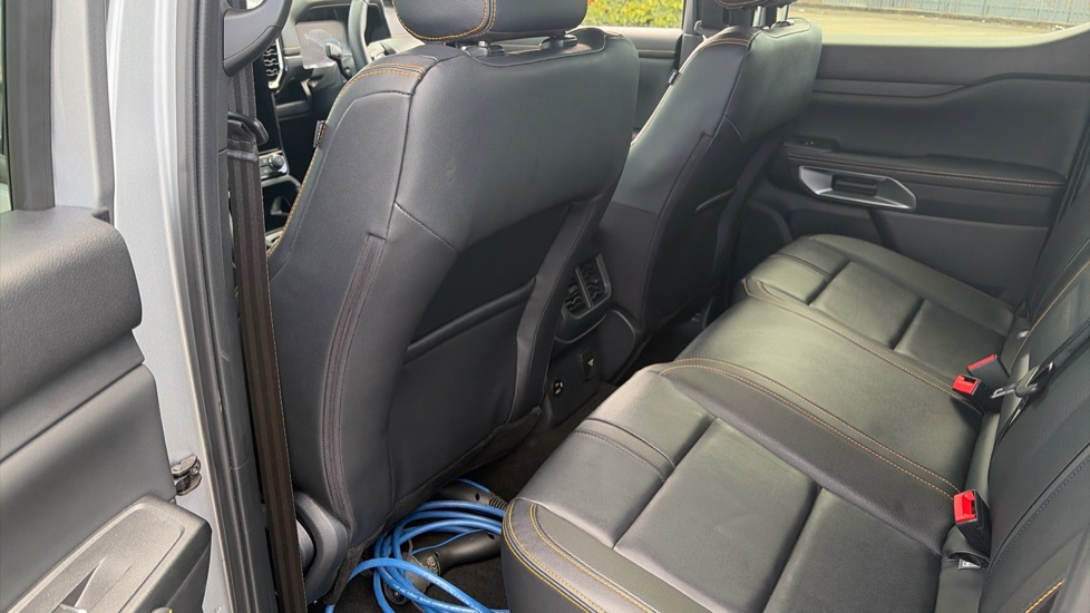 Ford Ranger Petrol Pick Up D/Cab Wildtrak 2.3 EB PHEV 281 Auto [NI] - Image 15