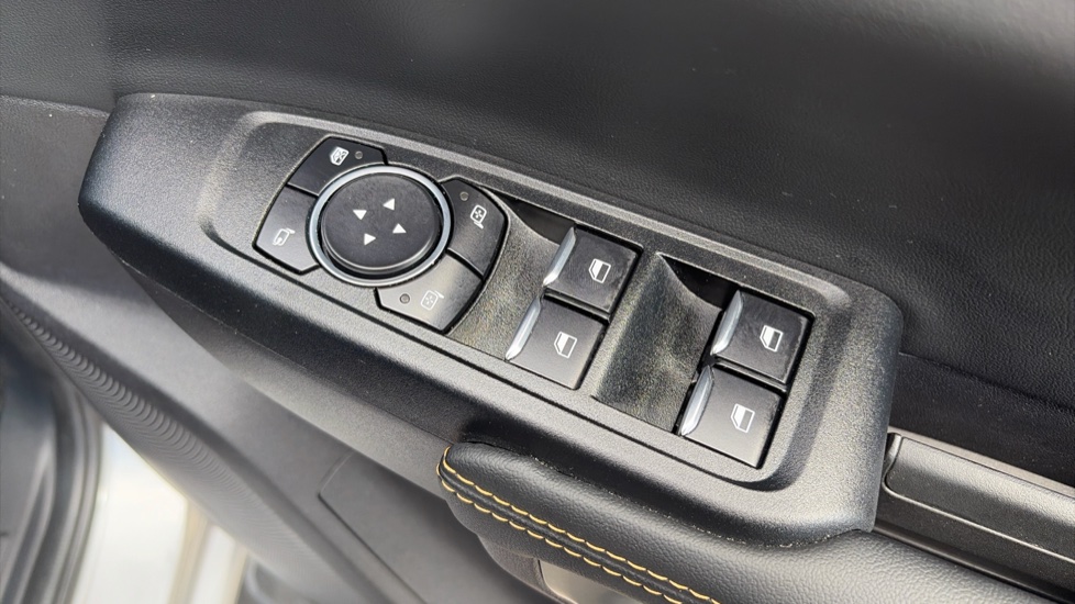 Ford Ranger Petrol Pick Up D/Cab Wildtrak 2.3 EB PHEV 281 Auto [NI] - Image 26