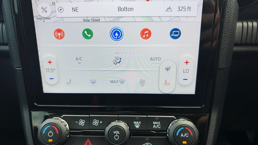 Ford Ranger Petrol Pick Up D/Cab Wildtrak 2.3 EB PHEV 281 Auto [NI] - Image 30