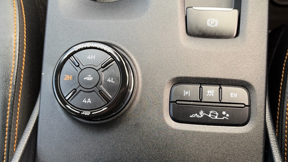 Ford Ranger Petrol Pick Up D/Cab Wildtrak 2.3 EB PHEV 281 Auto [NI] - Image 11