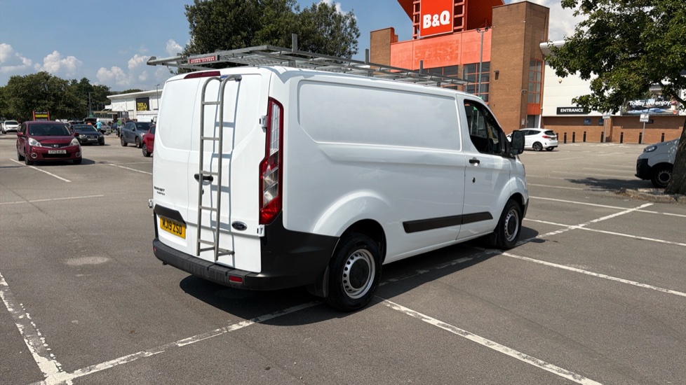 Ford Transit Custom 300 L1 Diesel Fwd 2.0 TDCi 105ps Low Roof Van - Image 17