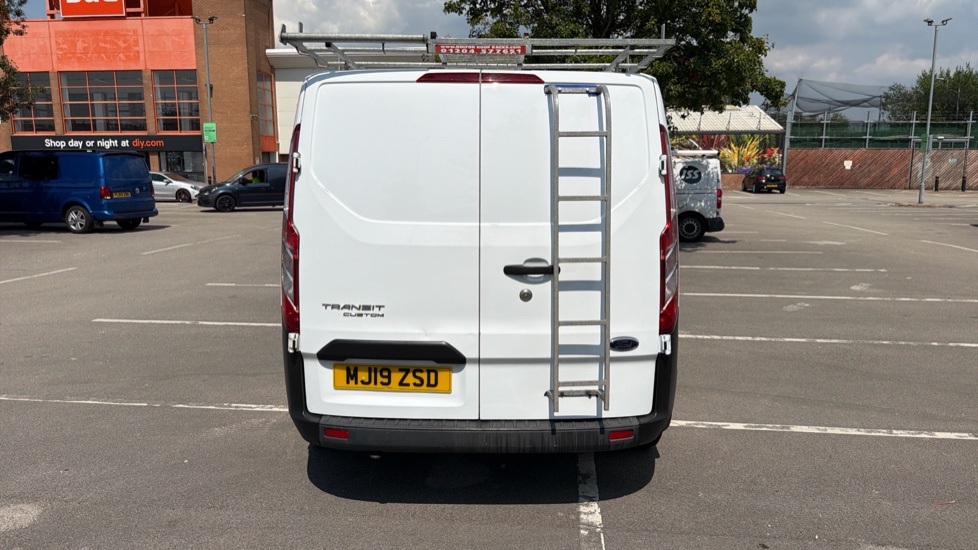 Ford Transit Custom 300 L1 Diesel Fwd 2.0 TDCi 105ps Low Roof Van - Image 18