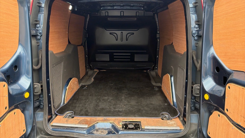 Ford Transit Connect 250 L2 Diesel 1.5 EcoBlue 100ps Active Van - Image 31