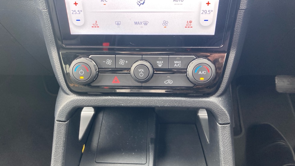 Ford Ranger Diesel Pick Up Double Cab Wildtrak 2.0 EcoBlue 205 Auto - Image 35