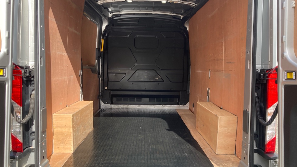 Ford Transit 310 L3 Diesel Fwd 2.0 EcoBlue 105ps H2 Leader Van - Image 12