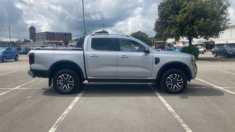 Ford Ranger Diesel Pick Up D/Cab Platinum 3.0 EcoBlue V6 240 Auto - Image 9