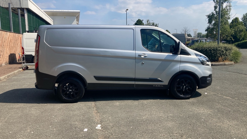 Ford Transit Custom 300 L1 Diesel Fwd 2.0 EcoBlue 130ps Low Roof Trail Van - Image 9