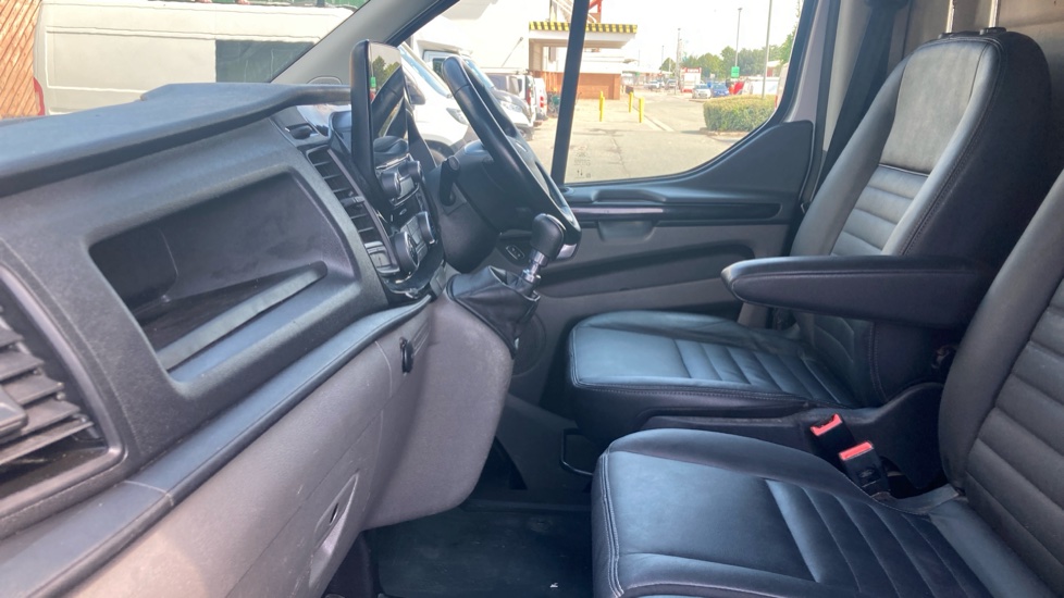 Ford Transit Custom 300 L1 Diesel Fwd 2.0 EcoBlue 130ps Low Roof Trail Van - Image 13