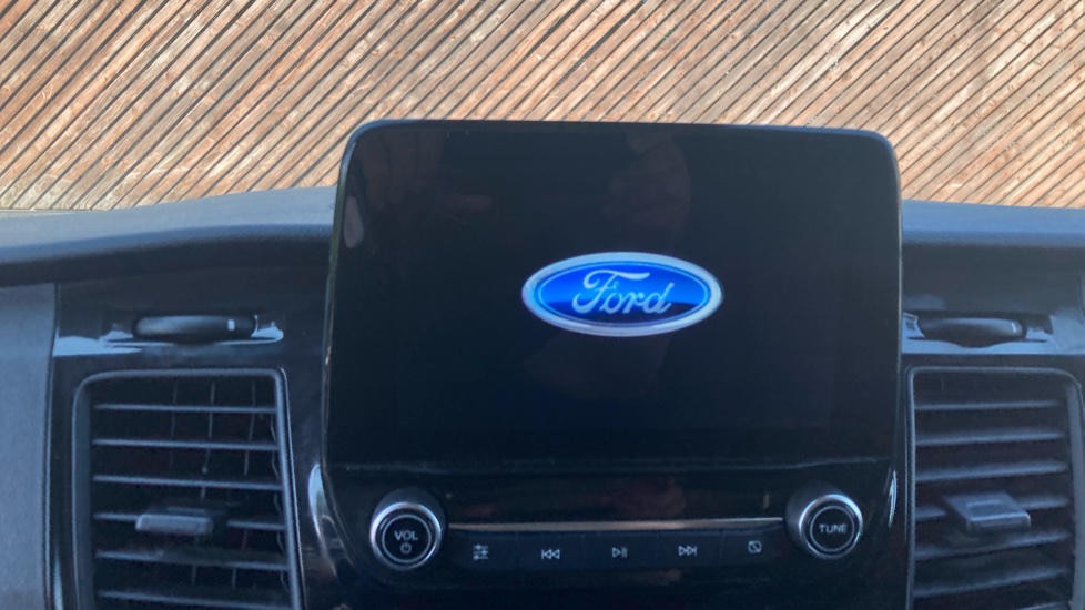 Ford Transit Custom 300 L1 Diesel Fwd 2.0 EcoBlue 130ps Low Roof Trail Van - Image 15