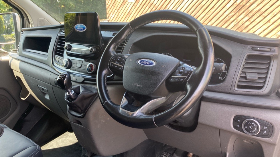 Ford Transit Custom 300 L1 Diesel Fwd 2.0 EcoBlue 130ps Low Roof Trail Van - Image 16