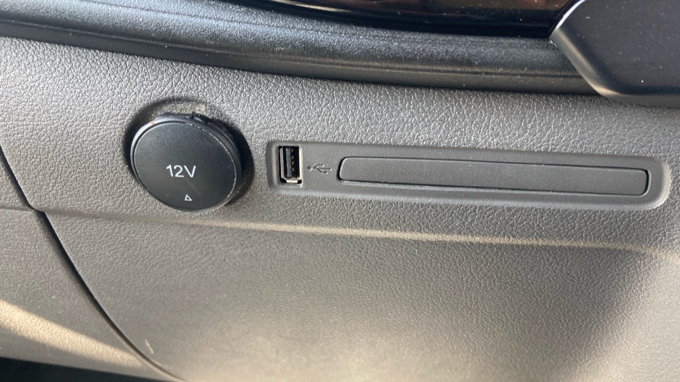 Ford Transit Custom 300 L1 Diesel Fwd 2.0 EcoBlue 130ps Low Roof Trail Van - Image 35