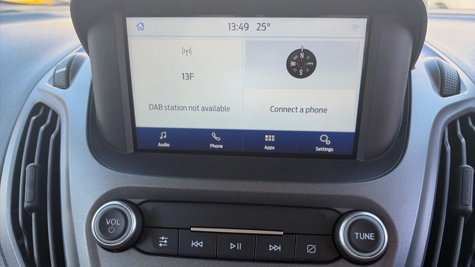 Ford Transit Courier Diesel 1.5 TDCi 100ps Limited Van [6 Speed] - Image 27