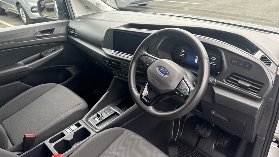 Ford Transit Connect 240 L2 Diesel 2.0 EcoBlue 122ps Trend Van Auto - Image 5