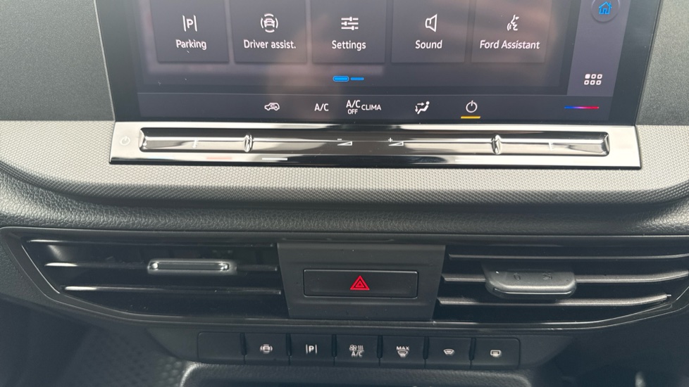 Ford Transit Connect 240 L2 Diesel 2.0 EcoBlue 122ps Trend Van Auto - Image 31