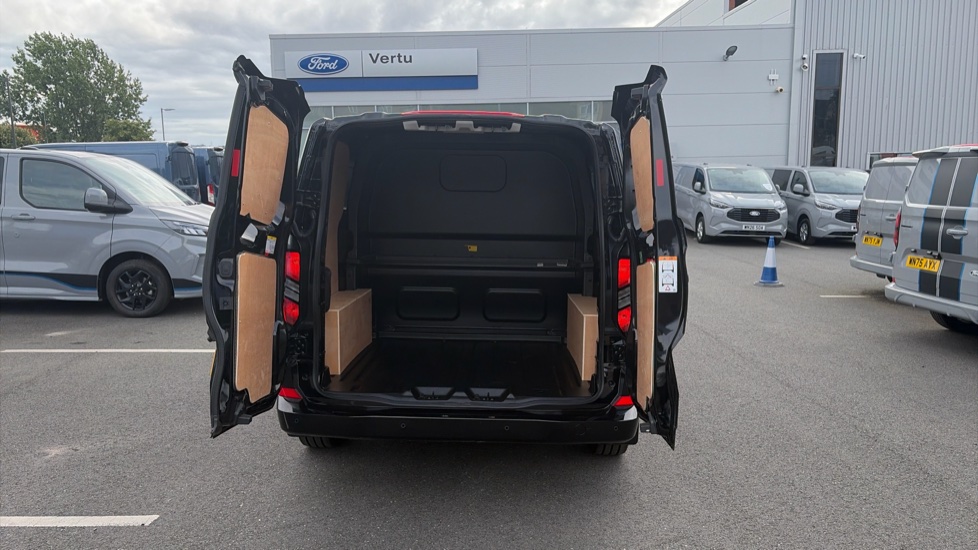 Ford Transit Custom 320 L1 Diesel Fwd 2.0 EcoBlue 136ps H1 Double Cab Van Limited - Image 29