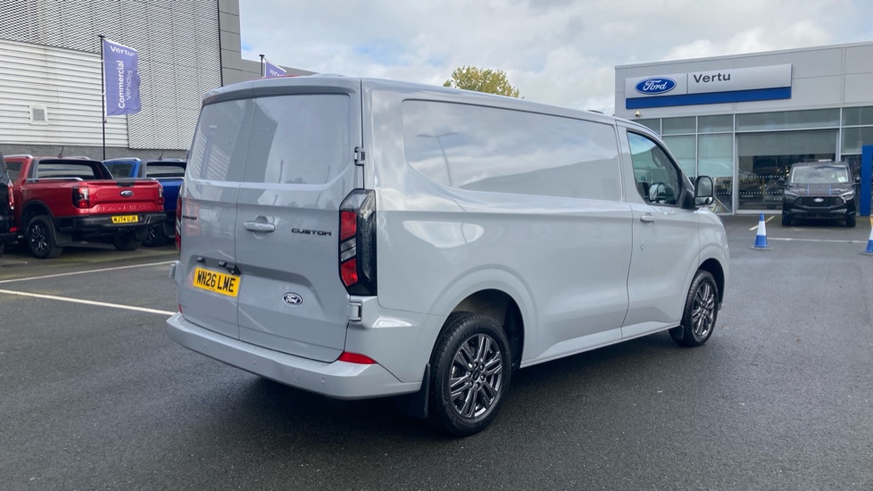 Ford Transit Custom 320 L1 Diesel Fwd 2.0 EcoBlue 136ps H1 Van Limited - Image 10