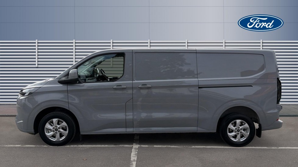 Ford Transit Custom 320 L2 Petrol Fwd 2.5 PHEV 232ps H1 Van Limited Auto - Image 4