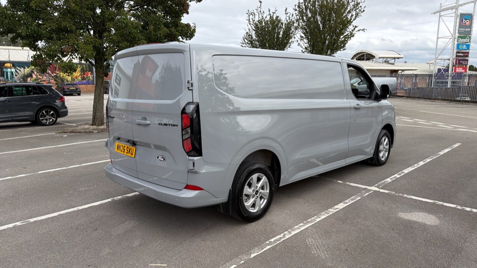 Ford Transit Custom 320 L2 Petrol Fwd 2.5 PHEV 232ps H1 Van Limited Auto - Image 10