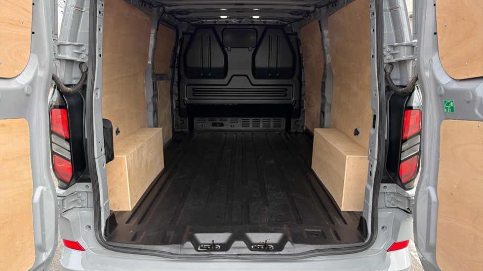 Ford Transit Custom 320 L2 Petrol Fwd 2.5 PHEV 232ps H1 Van Limited Auto - Image 12