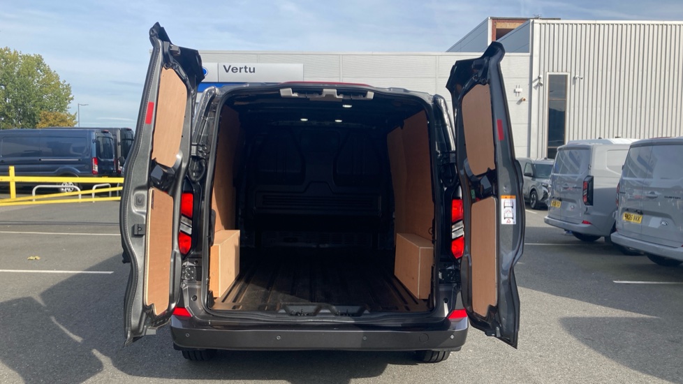 Ford Transit Custom 320 L2 Petrol Fwd 2.5 PHEV 232ps H1 Van Limited Auto - Image 22