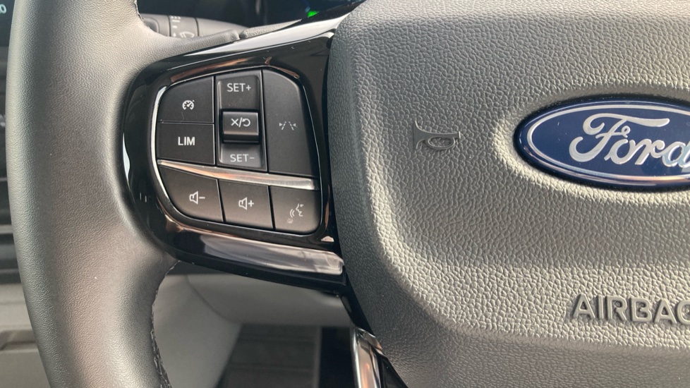 Ford Transit Custom 320 L2 Petrol Fwd 2.5 PHEV 232ps H1 Van Limited Auto - Image 8