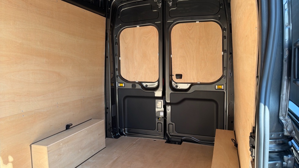 Ford Transit 350 L3 Diesel Fwd 2.0 EcoBlue 130ps H3 Limited Van Auto [8S] [Nav] - Image 21