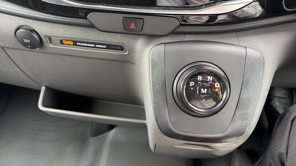 Ford Transit 350 L3 Diesel Fwd 2.0 EcoBlue 130ps H3 Limited Van Auto [8S] [Nav] - Image 18