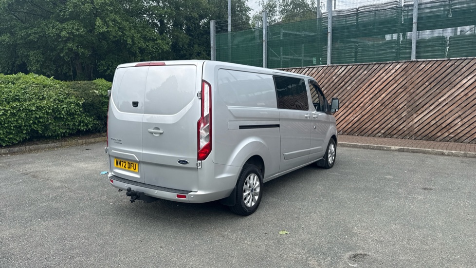 Ford Transit Custom 320 L2 Diesel Fwd 2.0 EcoBlue 170ps Low Roof D/Cab Limited Van Auto - Image 22